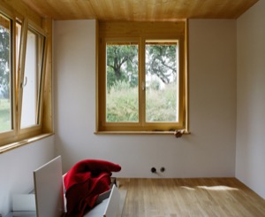 Construction en paille, intérieur, Suisse